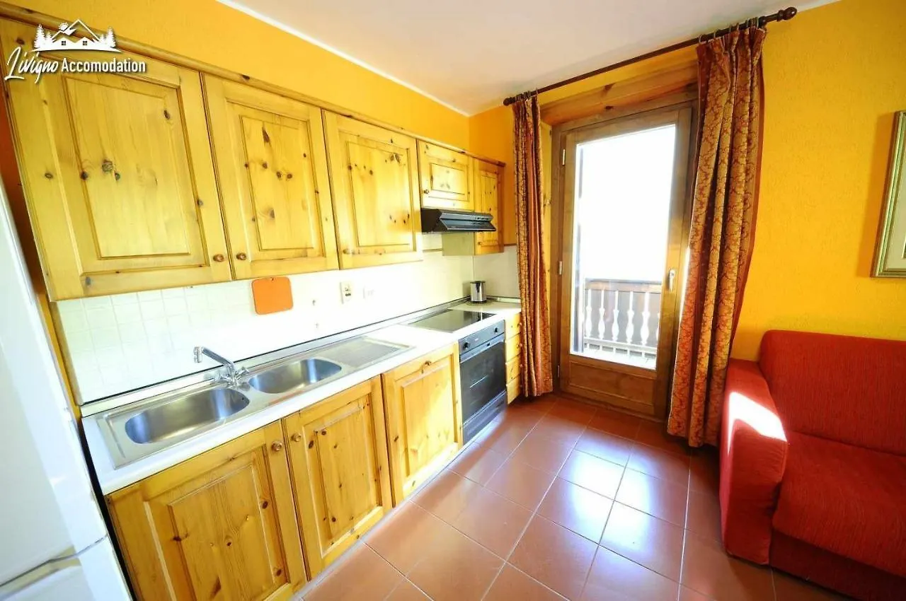 Casa Florin Giumel By Livigno Accomodation Apartamento